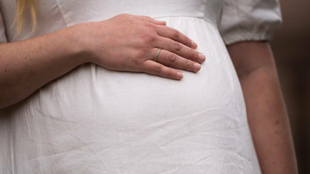 pregnant pregnant