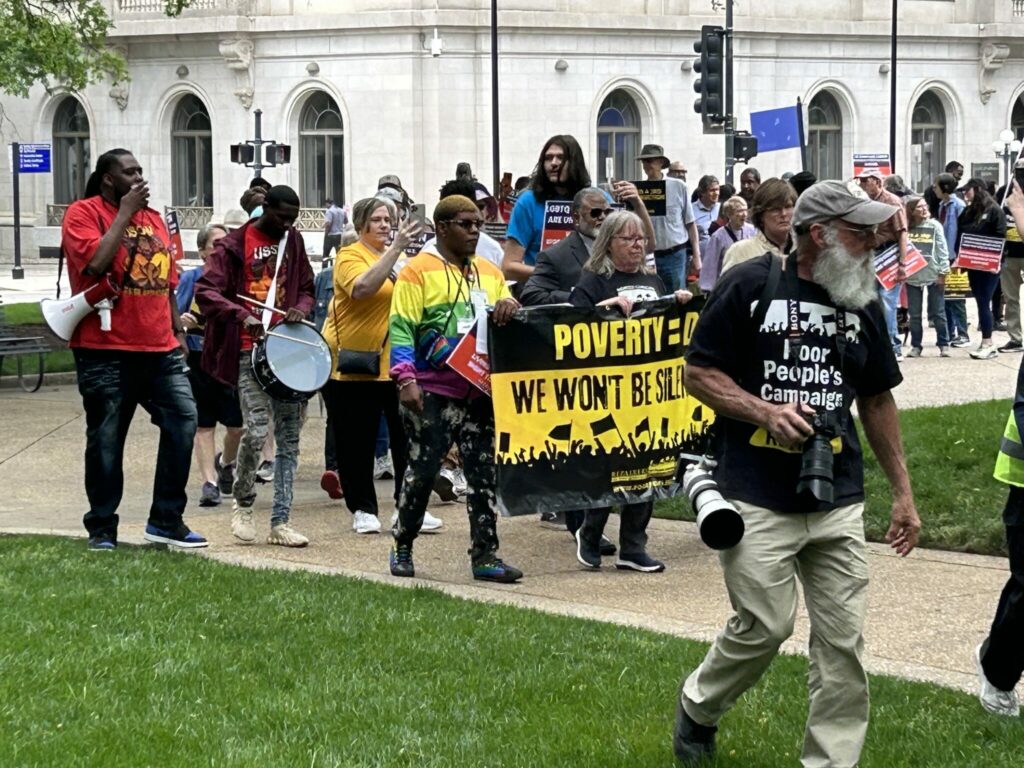 Marchers-2048x1536