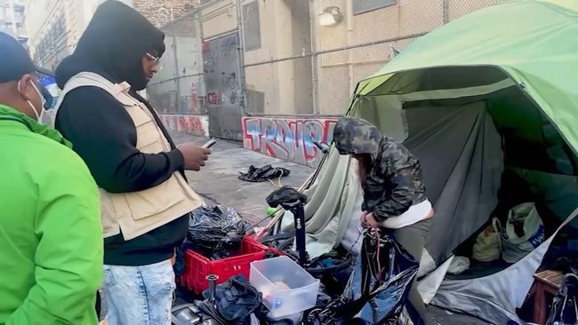 16040682_031725-kgo-sf-homeless-img (1) 16040682_031725-kgo-sf-homeless-img (1)