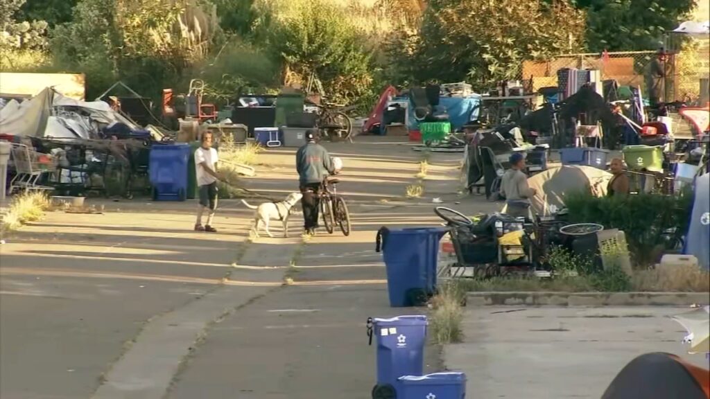 16048441_031825-kgo-fremont-homeless-img 16048441_031825-kgo-fremont-homeless-img