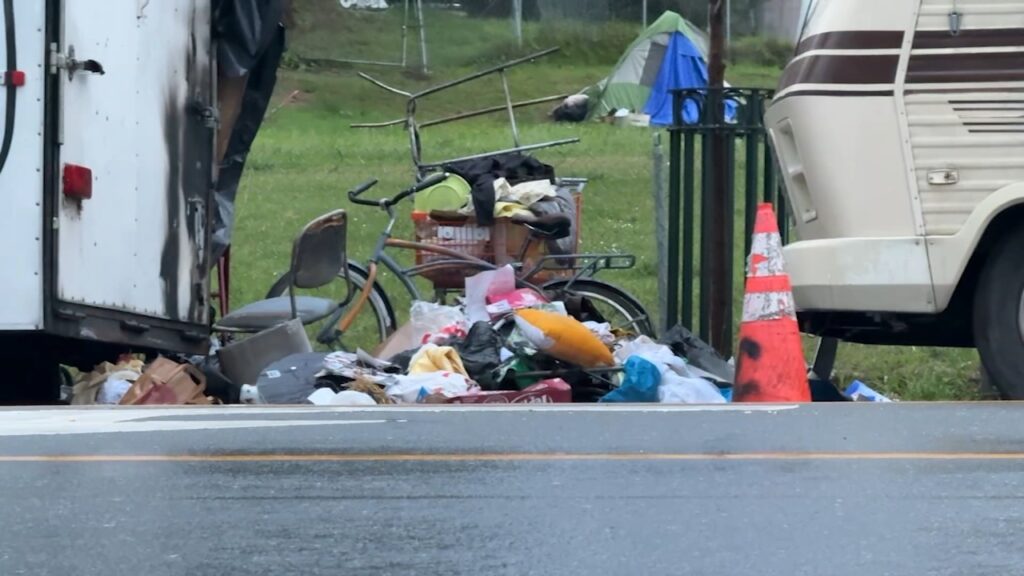 18609596_021626-kgo-oakland-homeless-img