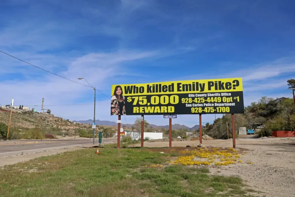 Lovan_Emily-Pike_20251103_01-scaled